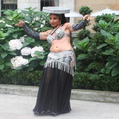 belly dancer with silver